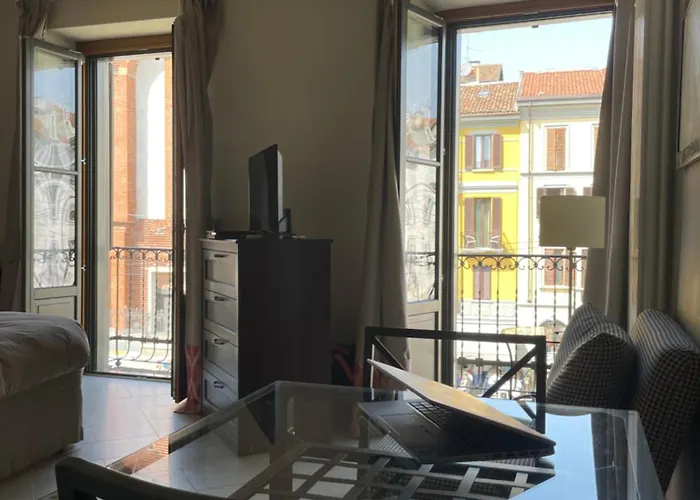 Ripa39 - Ampio Monolocale Affaccio Naviglio Grande